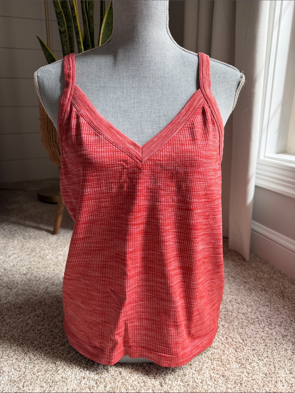 ATHLETA V-Neck Women's Heather Knit Tank Top